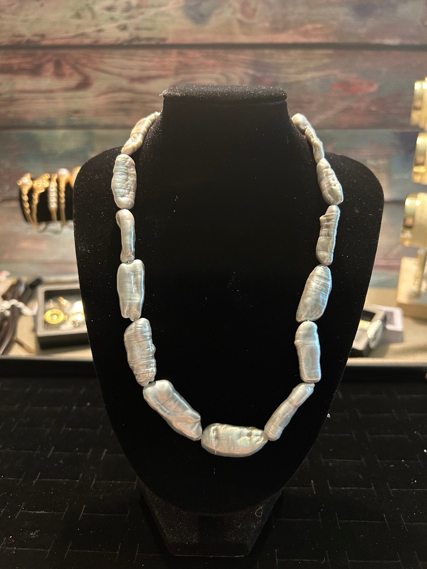 Long Baroque stunning silver necklace