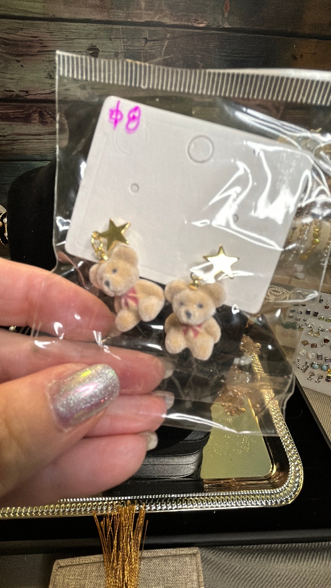 Dangling teddy bear earrings