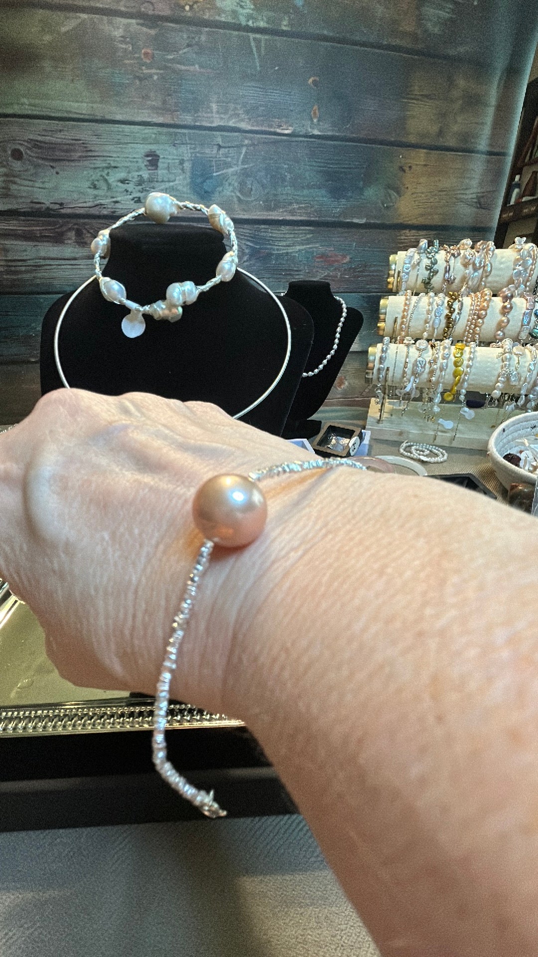 Single Edison pearl bracelet