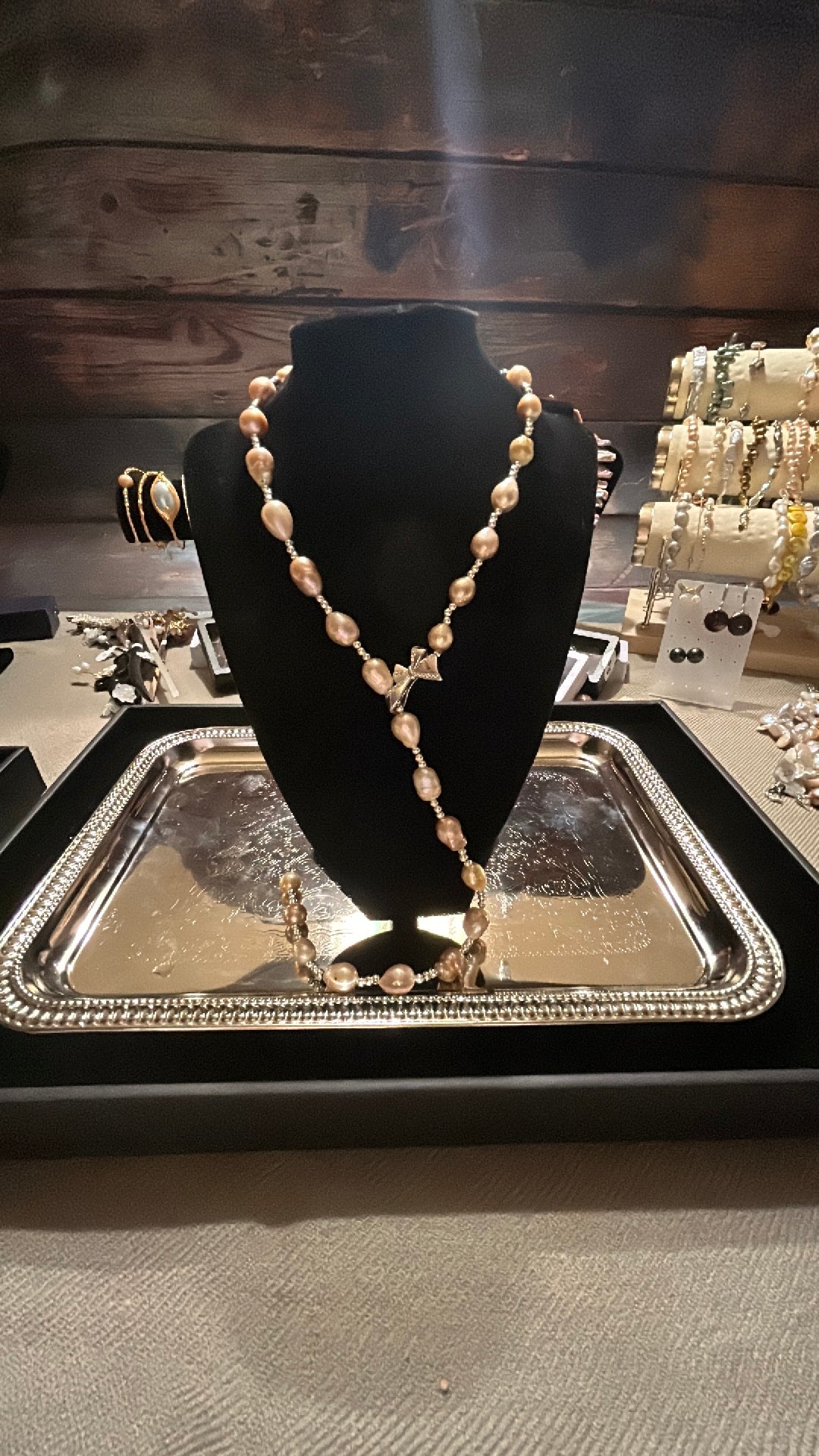 Golden lariat necklace