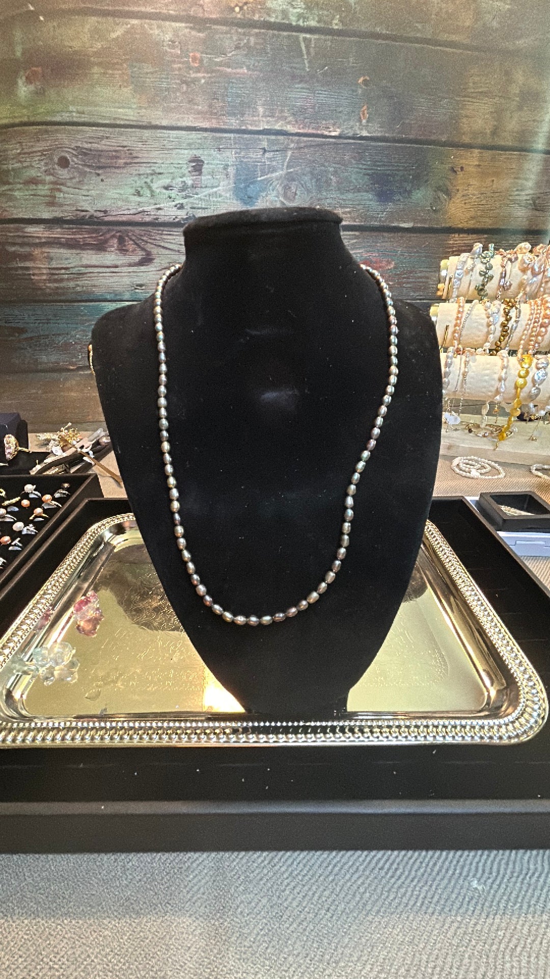 Long freshwater pearl rainbow green necklace