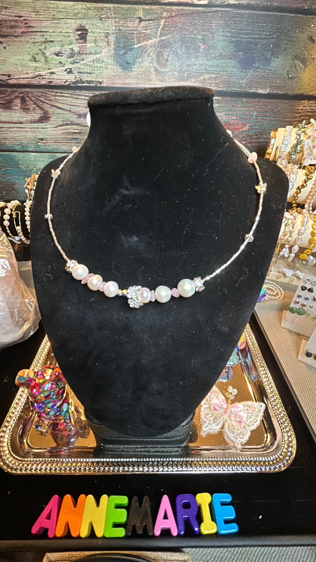 White Edison pearl choker