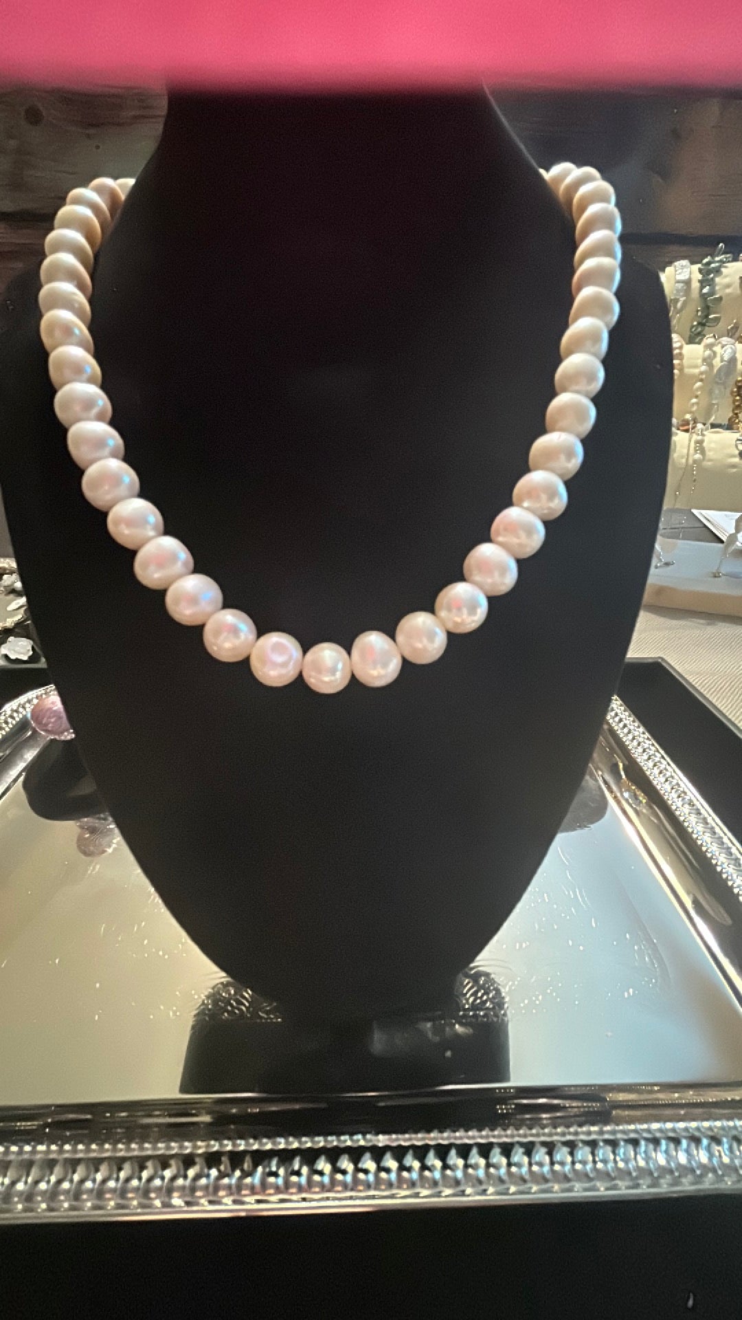 A classic strand of freshwater pearls