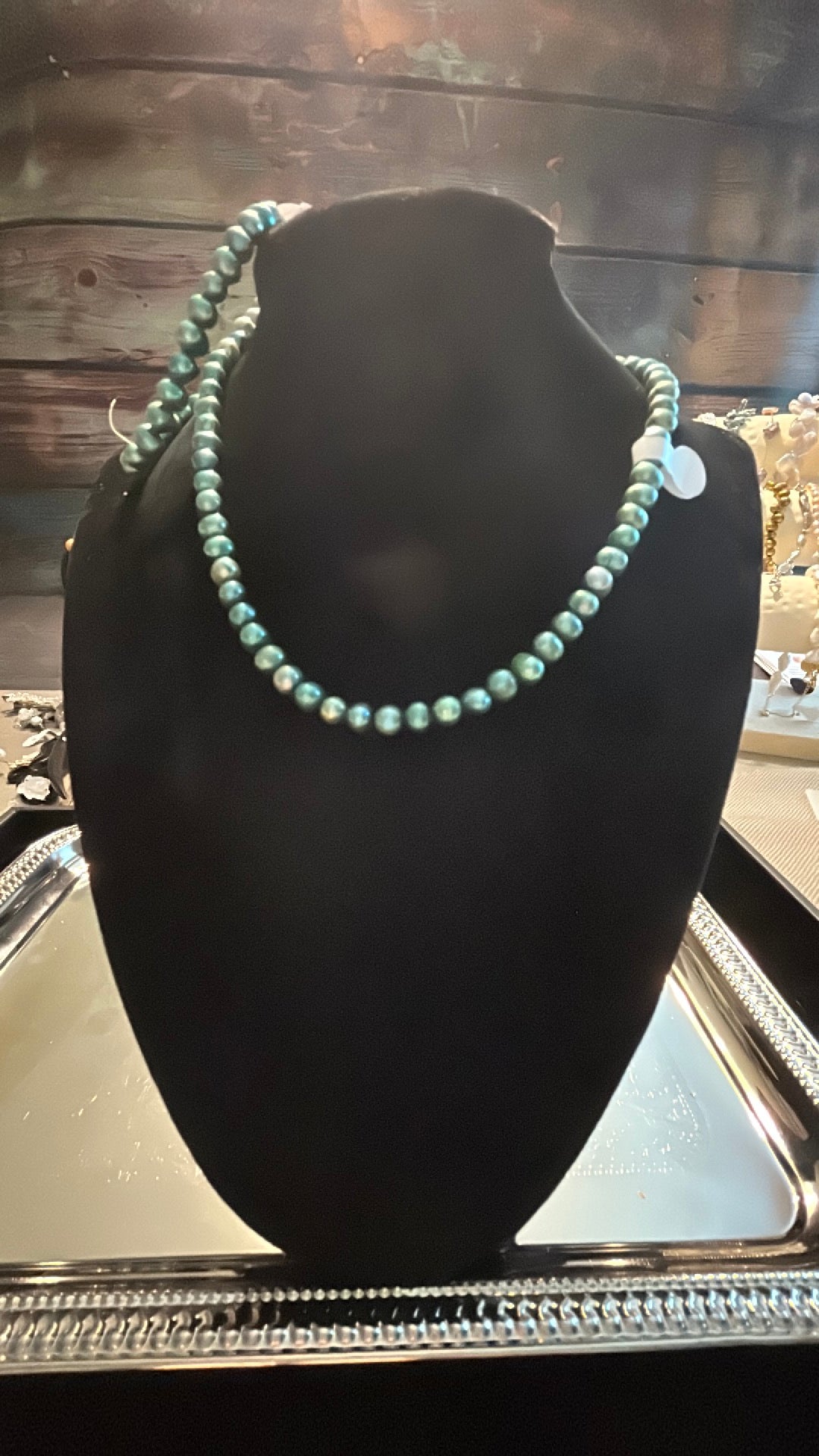 Deep green freshwater pearl necklace & bracelet set