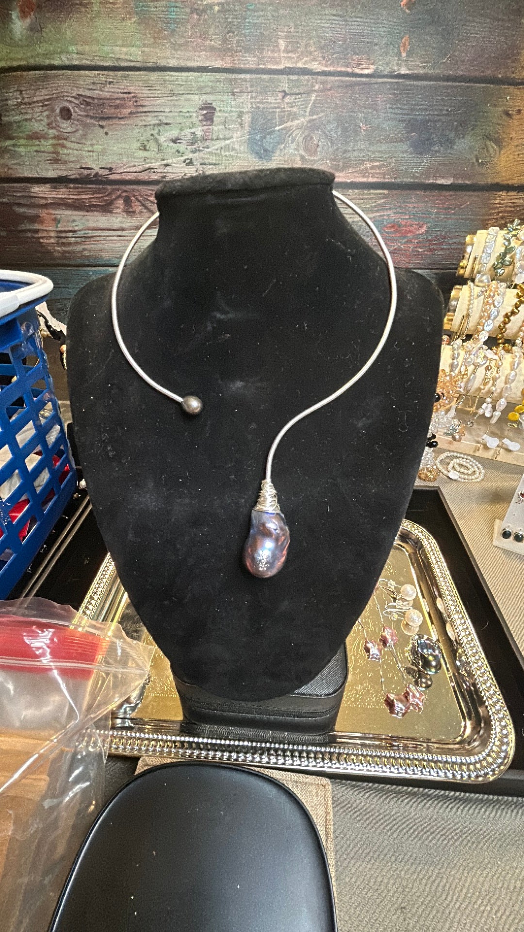 Beautiful blue baroque choker