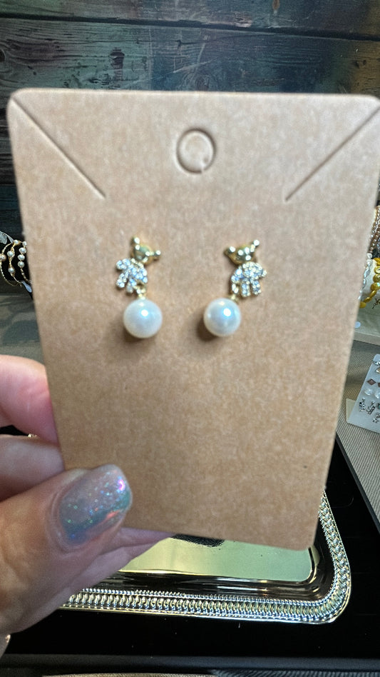 Teddy bear with freshwater pearl earrings