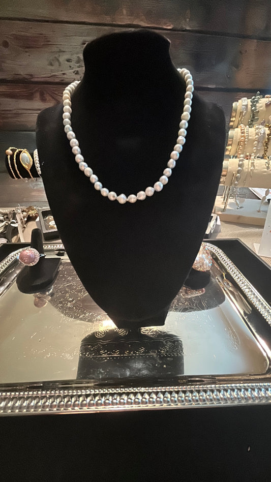 Classic grey freshwater pearl necklace