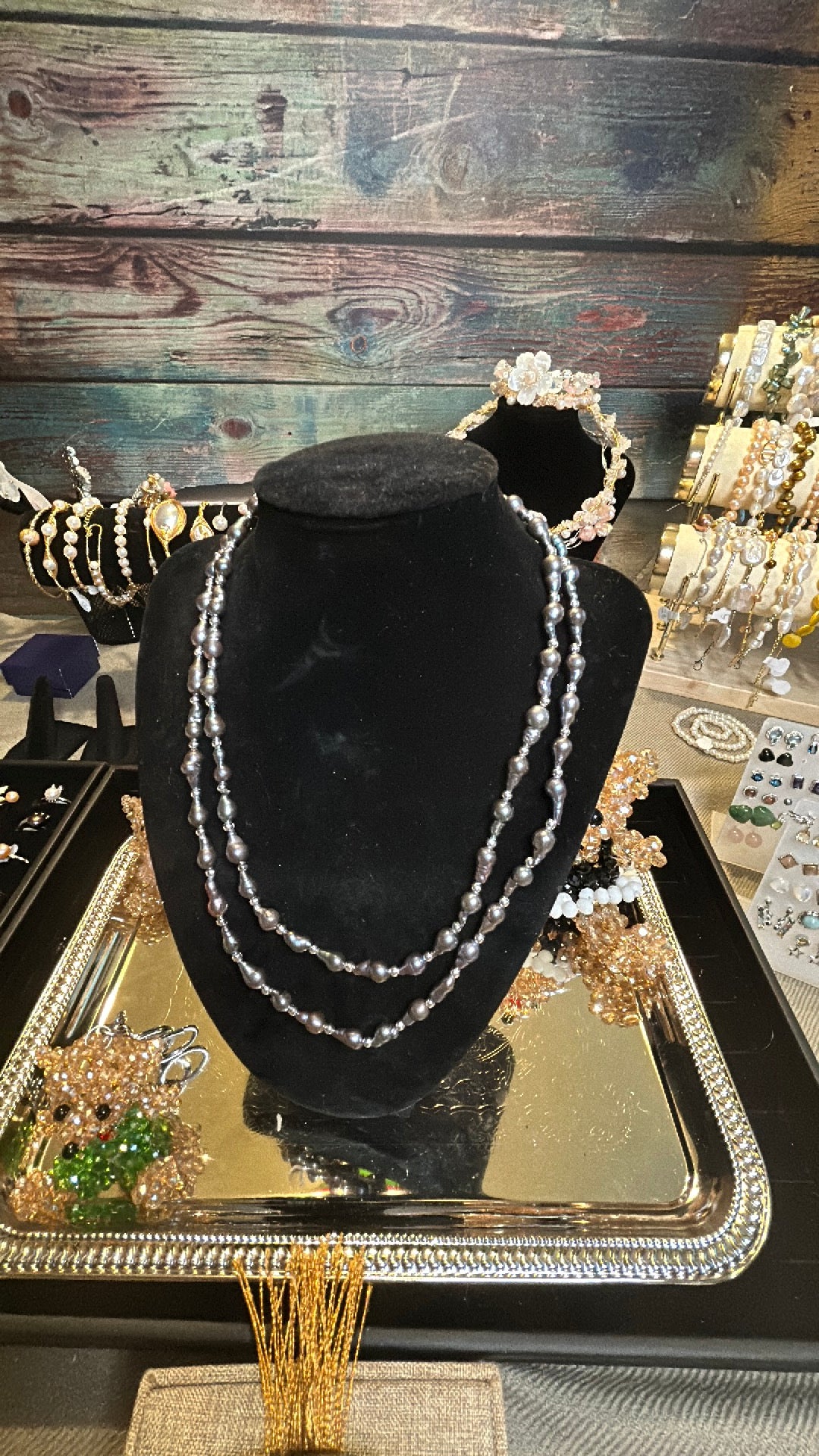 Double strand baby baroque necklace