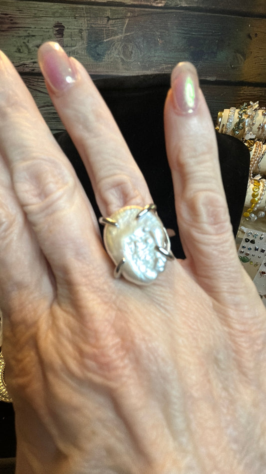 White baroque pearl adjustable ring