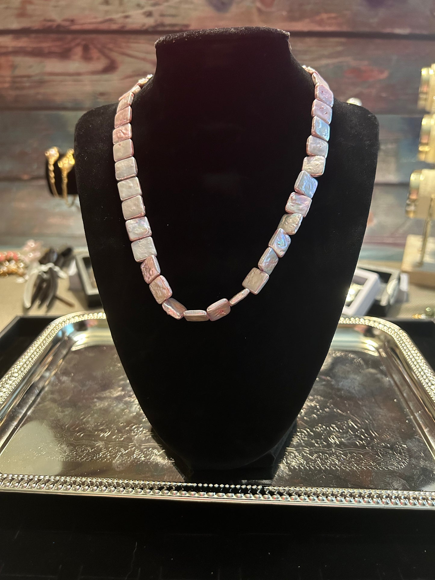 Square baroque necklace