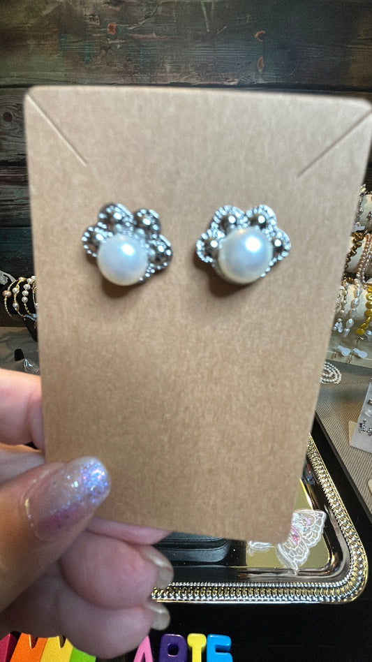 White freshwater pearl puppy paw earrings