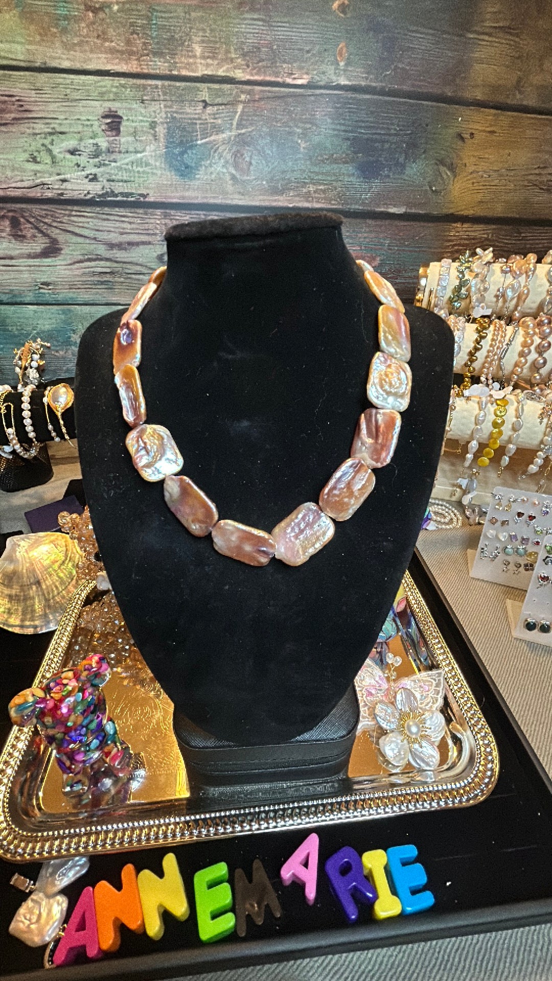 Champagne full square baroque necklace