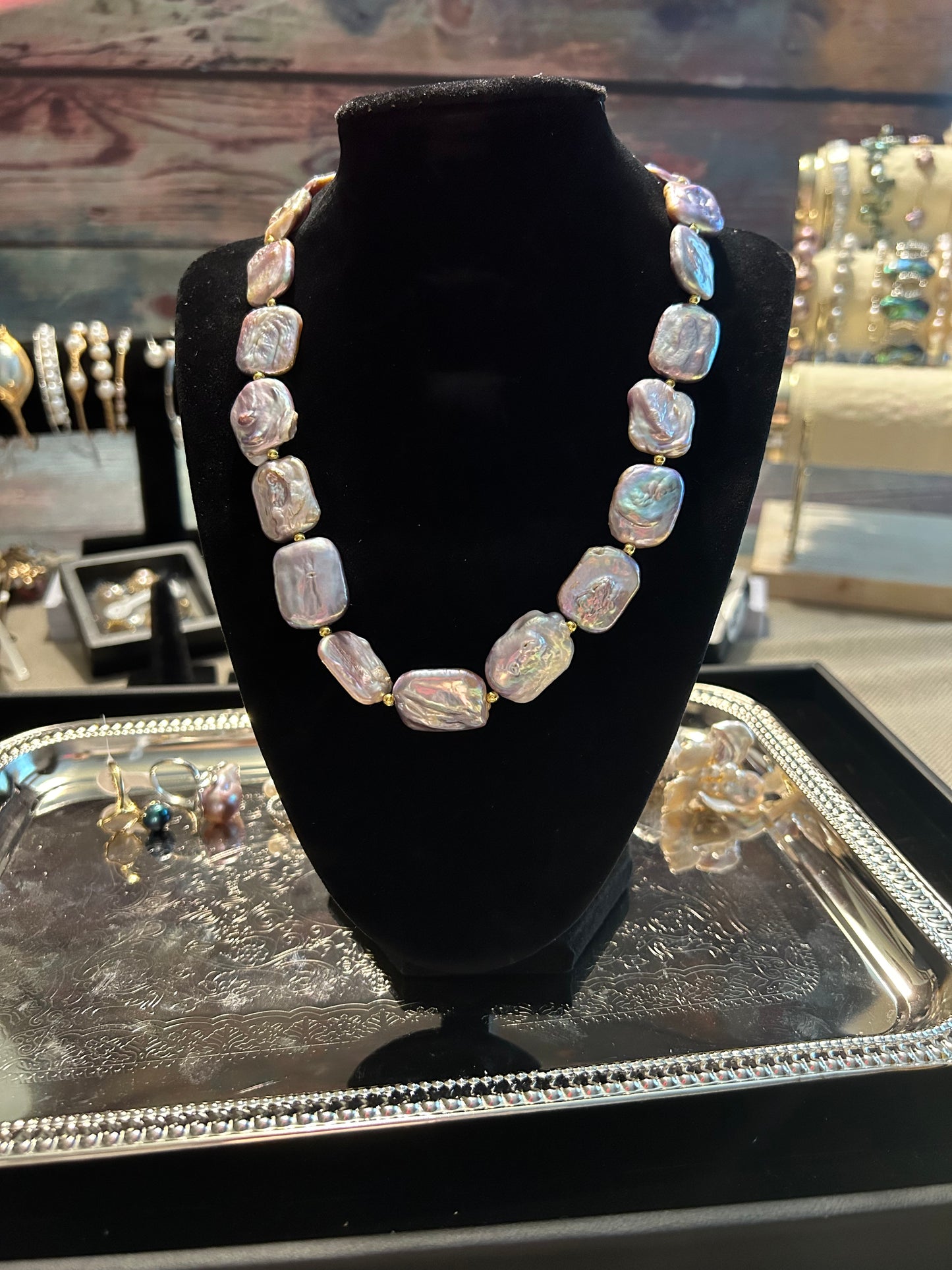 Lavender rectangular baroque necklace