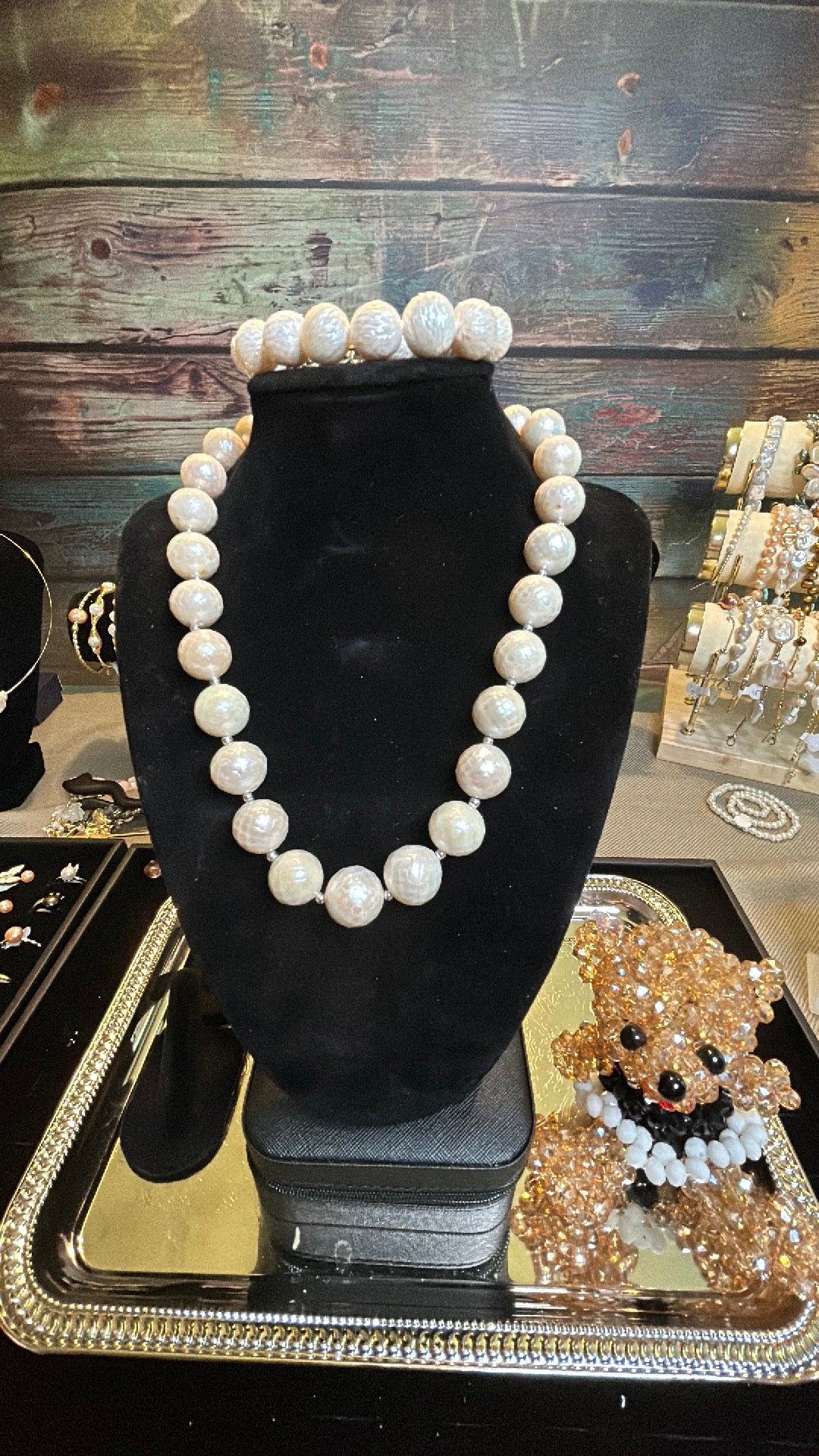 Custom dragon scale white pearl necklace & bracelet set