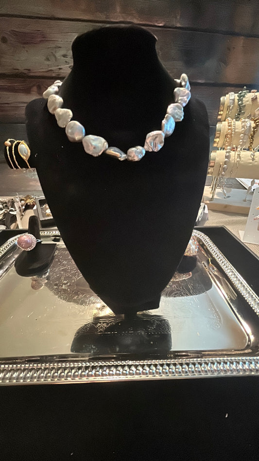 Full silver baroque necklace