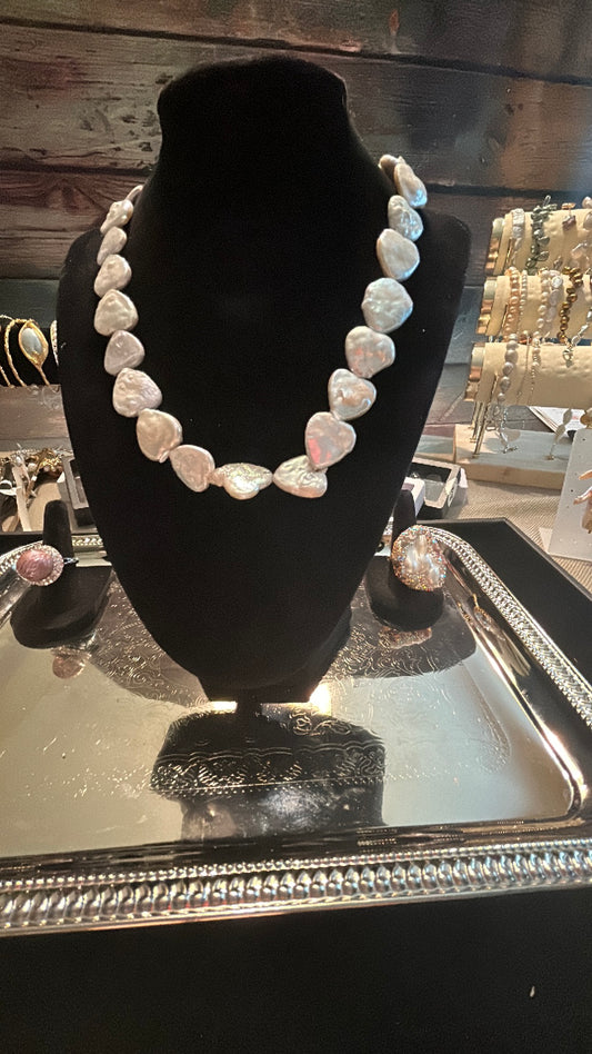 Heart shaped full baroque necklace