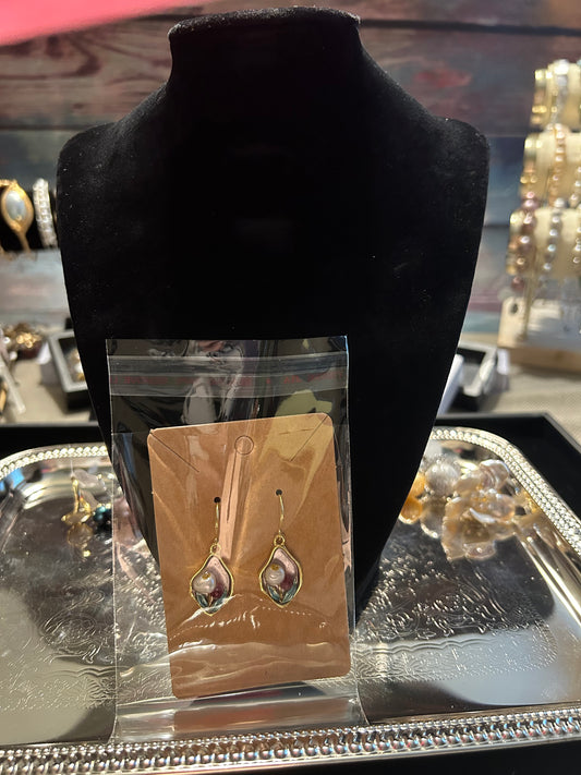 Freshwater pearl earrings with mosaic design