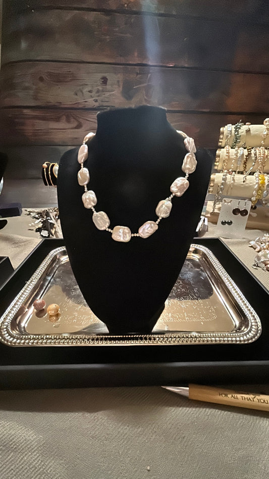 Rectangle baroque necklace with silver beads