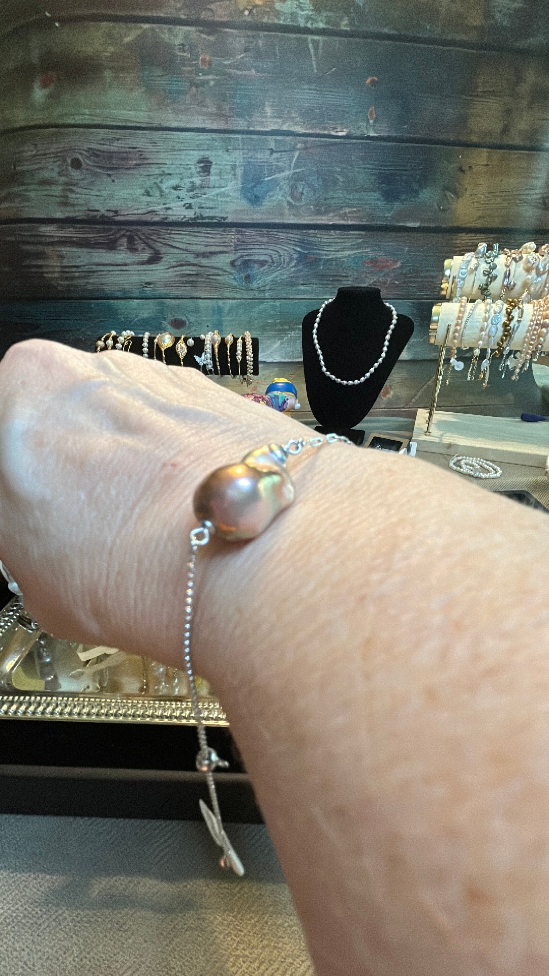 Large purple baroque bracelet