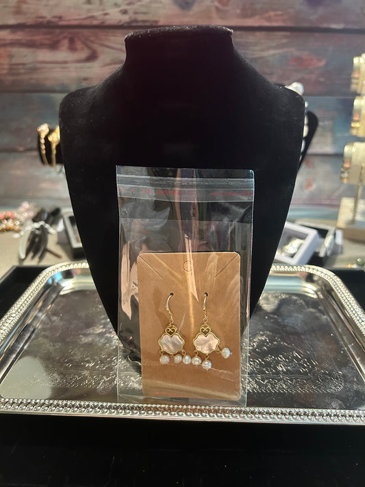 Freshwater pearl earrings