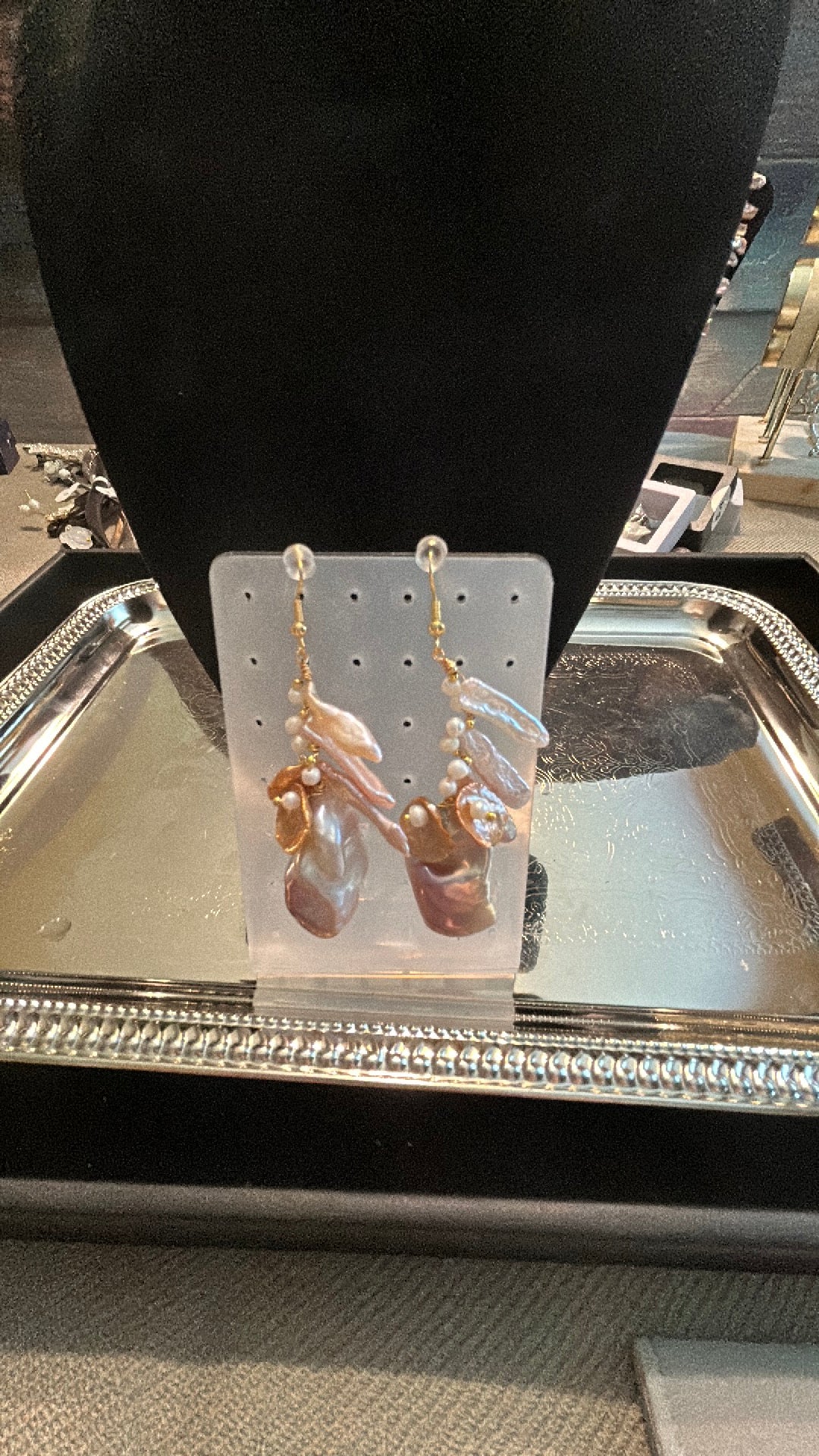 Giant baroque with kashi & freshwater pearl earrings