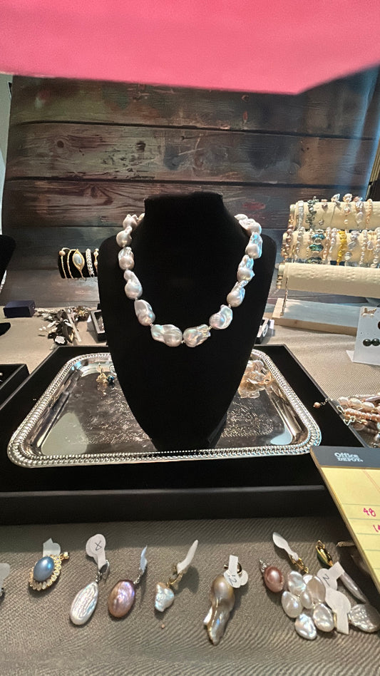 Silver baroque necklace