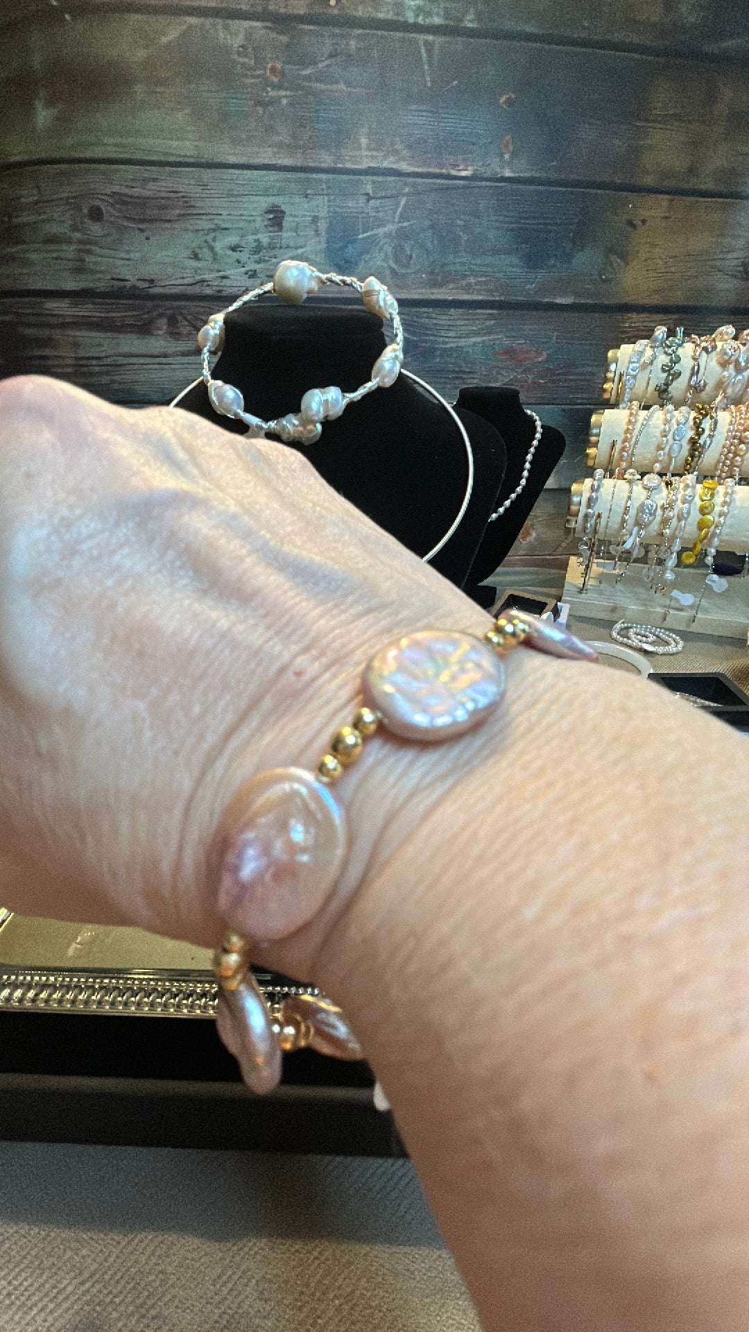 Pink oval baroque bracelet