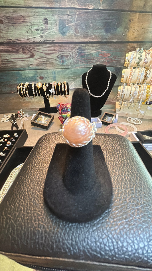 Pink dragon scale in a basket pearl ring adjustable