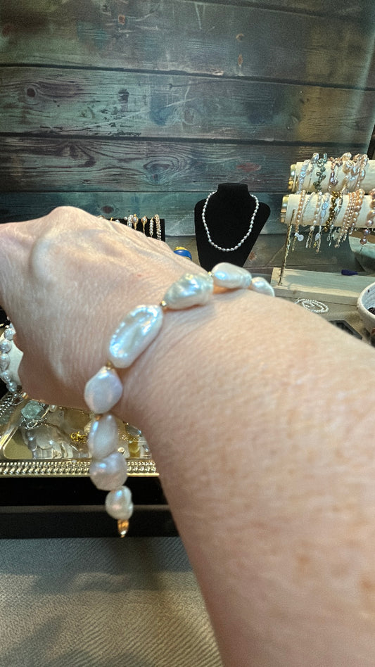 White baroque bracelet