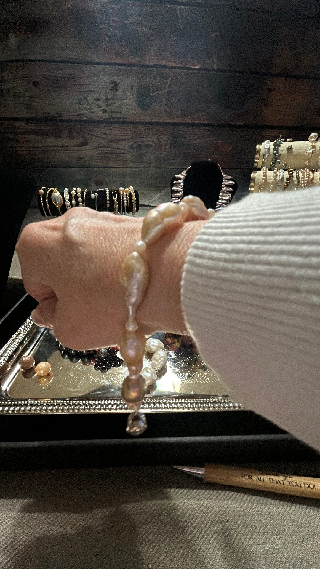 Long white baroque bracelet