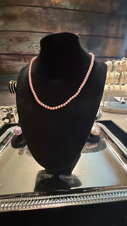 Dark pink freshwater pearl necklace